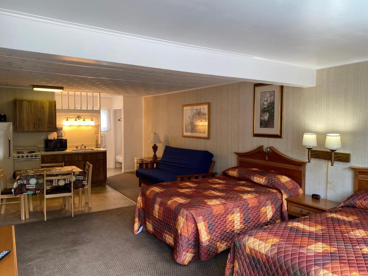 Lincoln Log Colony Hotel Лейк Джордж Екстериор снимка