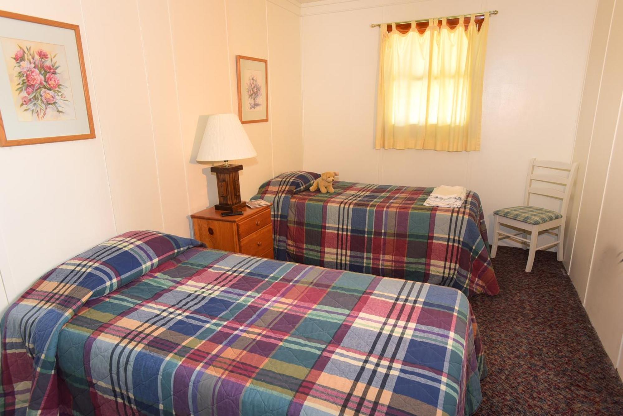 Lincoln Log Colony Hotel Лейк Джордж Стая снимка