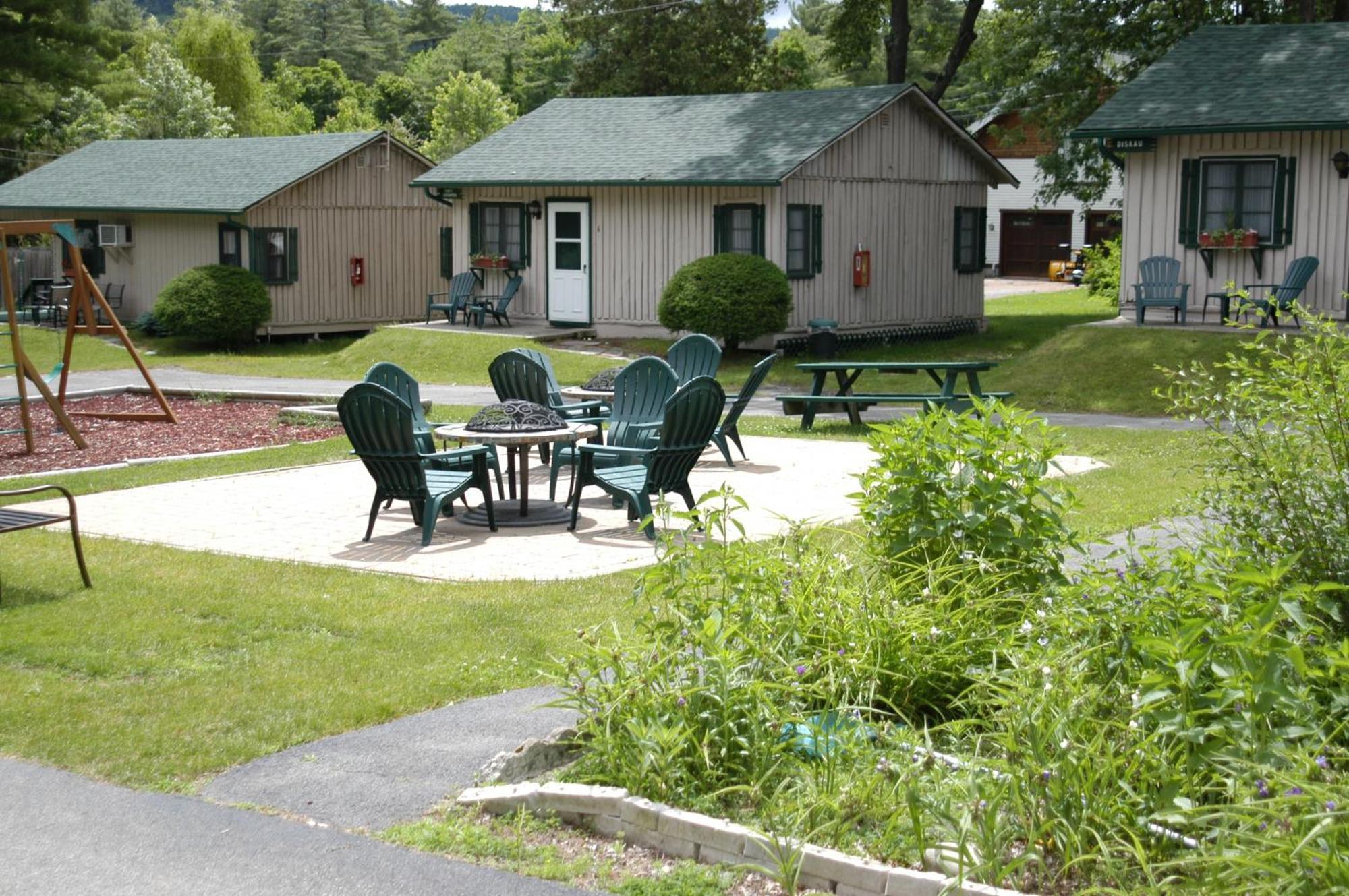 Lincoln Log Colony Hotel Лейк Джордж Стая снимка
