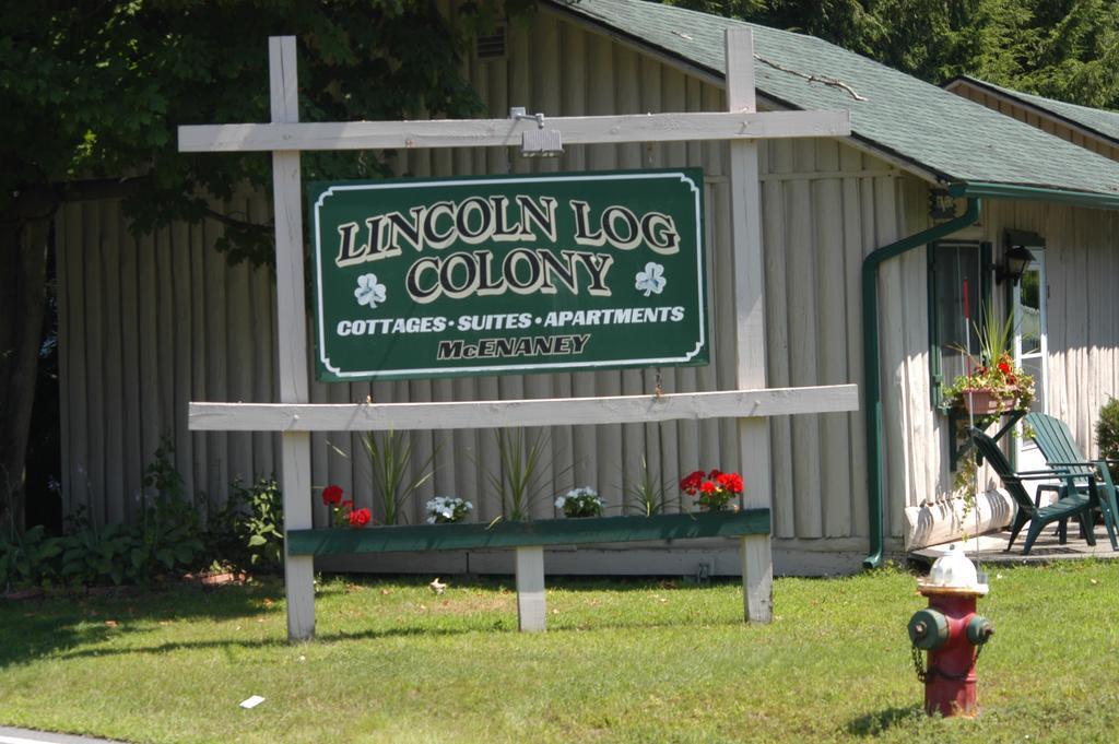 Lincoln Log Colony Hotel Лейк Джордж Стая снимка