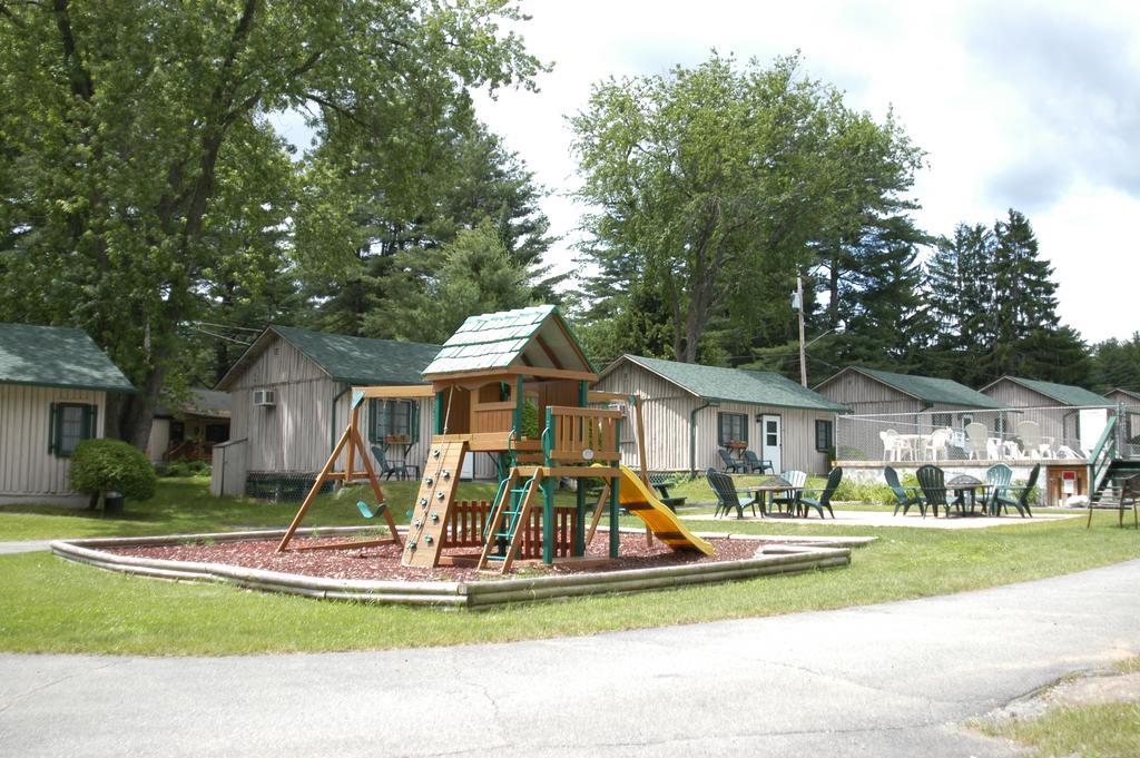 Lincoln Log Colony Hotel Лейк Джордж Екстериор снимка