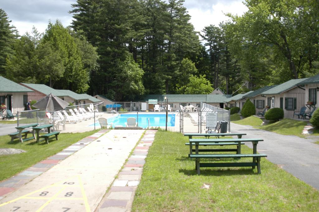 Lincoln Log Colony Hotel Лейк Джордж Стая снимка